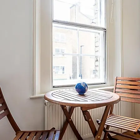Farringdon Leo Loft