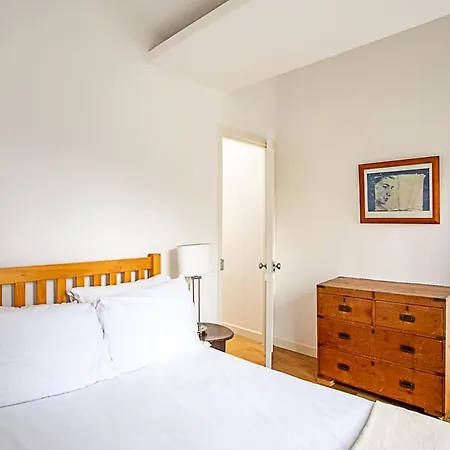 Farringdon Leo Loft *