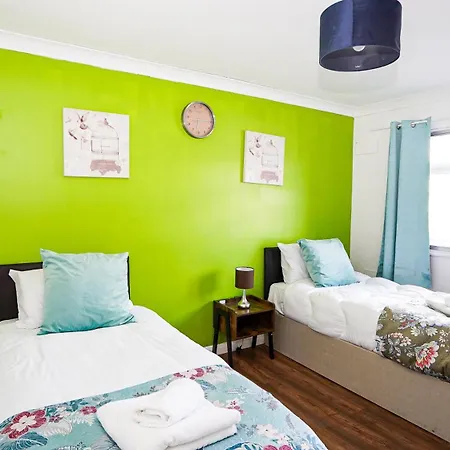 Holiday home 59b Comfortable 3 Bedroom House By Easy 2 Manage *