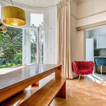 Spacious Belsize Park With Private Garden London