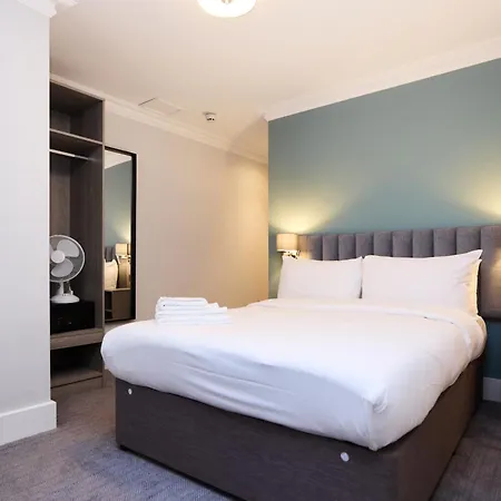 William Hotel
