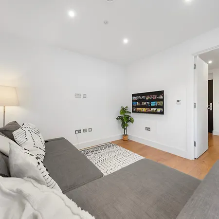 Stylish Nine Elms Vauxhall 1 Bedroom Appartamento Londra
