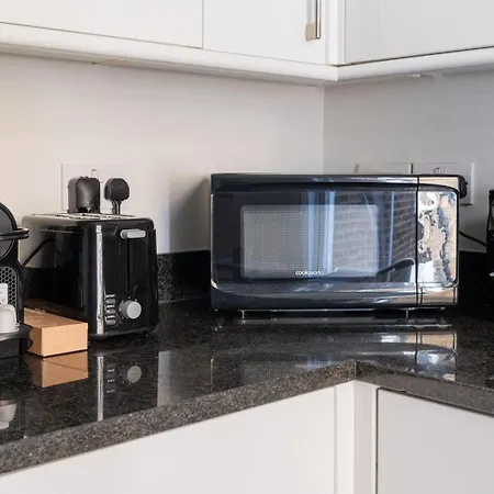 Fantastic Earls Court Flat Apartment