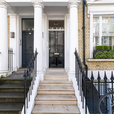 Fantastic Earls Court Flat Apartment London