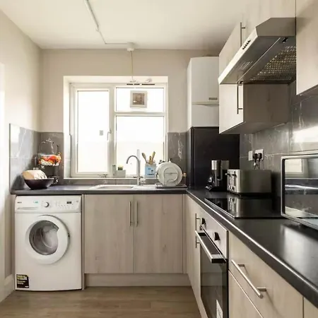 Gasthof Charming Double Near Richmond Park Kingston Gate Kingston upon Thames (Greater London)