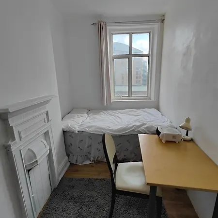 Large House In London's Trendiest Area *