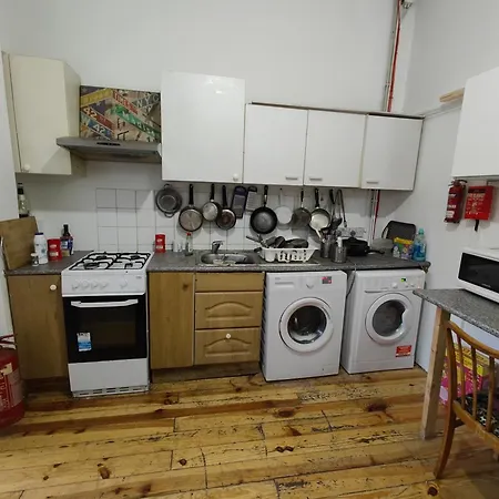 Large House In London's Trendiest Area London
