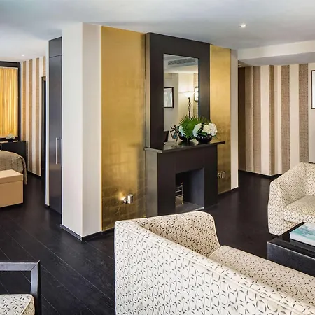 60 Hyde Park Gate Hotel 5*
