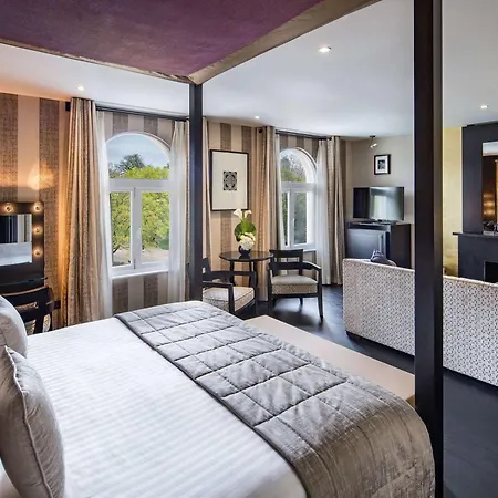 60 Hyde Park Gate Hotel 5*
