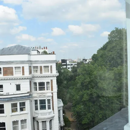 Prime Notting Hill, Luxurious 2 Beds, Roof Terrace