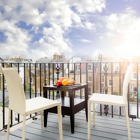 Bright Chelsea & Sun Terrace *