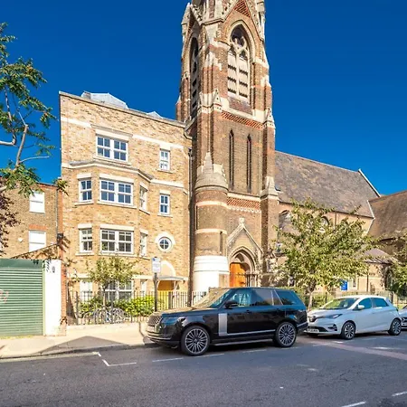 Apartment Luxury 1 Bed Sleeps 5, Barons Court 5m To Tube London
