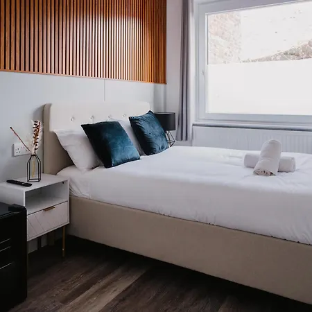 Hotel Wns Skylines Village London