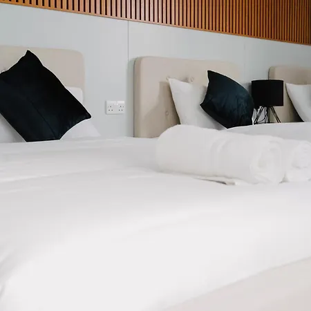 Hotel Wns Skylines Village London