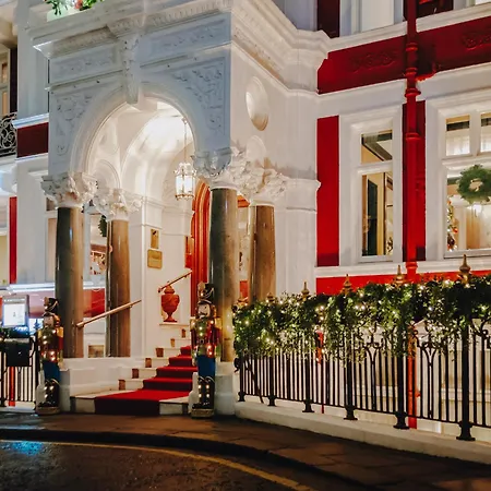 Althoff St James's & Club Hotel 5*