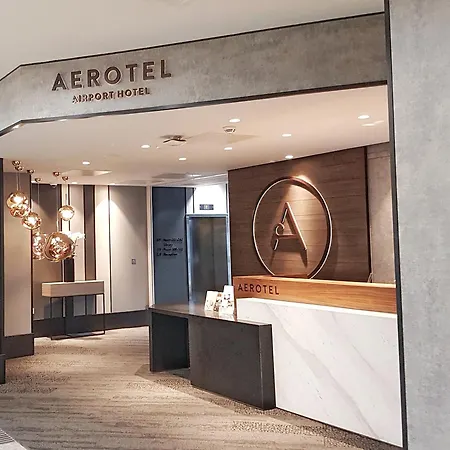 Aerotel London Heathrow Airport, Terminal 2 & Terminal 3 Hotel 4*