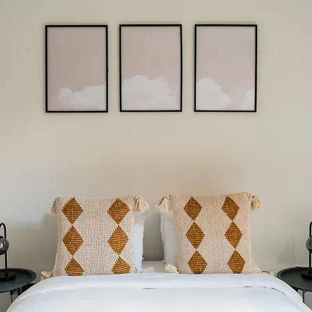 Modern & Bright Luxury In Honor Oak Apartment