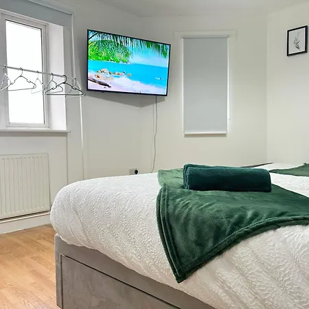 Appartamento Acacia Wembley Stadium Apartments, By Edens Londra