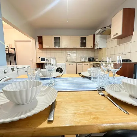 Acacia Wembley Stadium Apartments, By Edens Appartamento