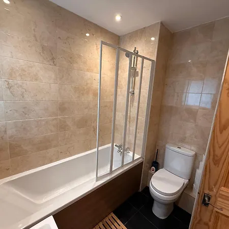 Apartment Two Bedroom Flat In The Heart Of *