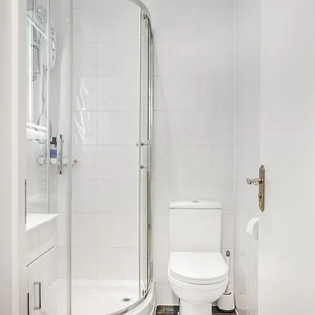Marylebone With Spacious Kitchen And Living Area Apartment London