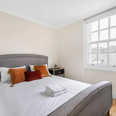 Marylebone With Spacious Kitchen And Living Area Apartment *