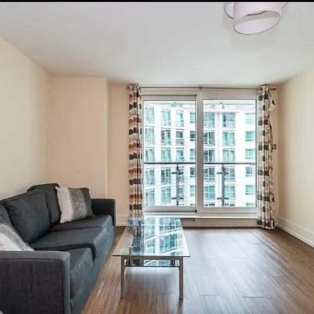 Apartment Flat In For 4