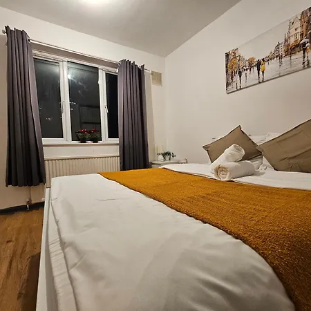 E14 Guest house London