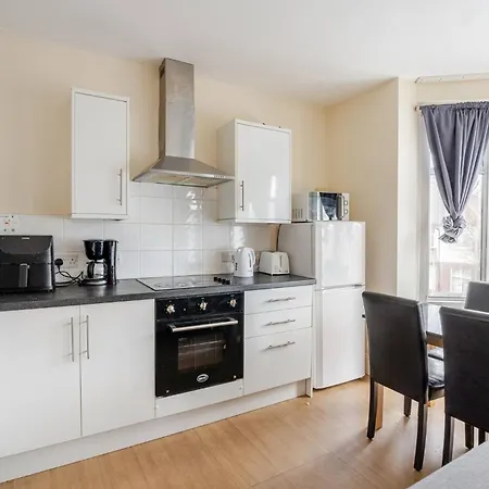 Apartment London 2 Bed Sleeps 5 To 6 Netflix Family Friendly Croydon