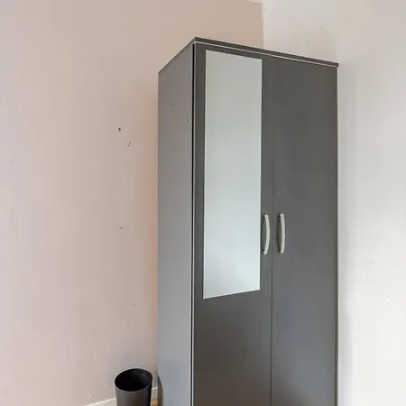 London 2 Bed Sleeps 5 To 6 Netflix Family Friendly Apartment