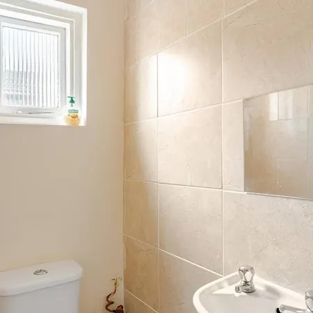 London 2 Bed Sleeps 5 To 6 Netflix Family Friendly * Croydon
