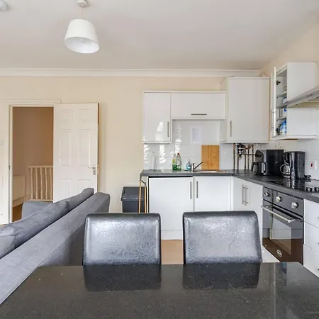 Apartment London 2 Bed Sleeps 5 To 6 Netflix Family Friendly