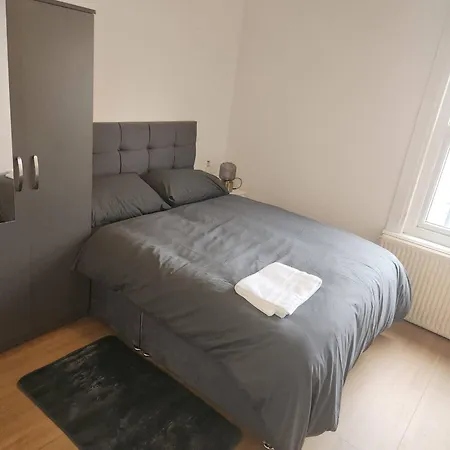 Apartment London 2 Bed Sleeps 5 To 6 Netflix Family Friendly Croydon