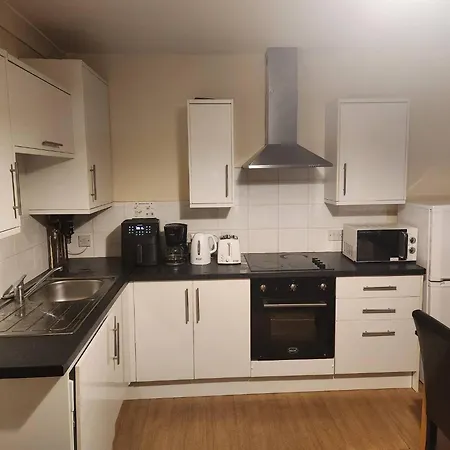 London 2 Bed Sleeps 5 To 6 Netflix Family Friendly Apartment