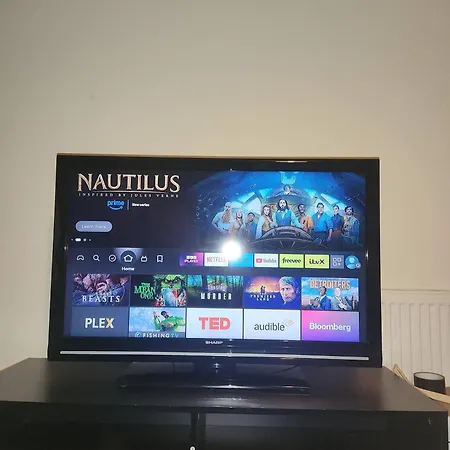 London 2 Bed Sleeps 5 To 6 Netflix Family Friendly * Croydon