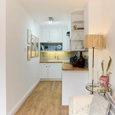 Apartment The Goodge Street Place - Bright 2bdr Flat London