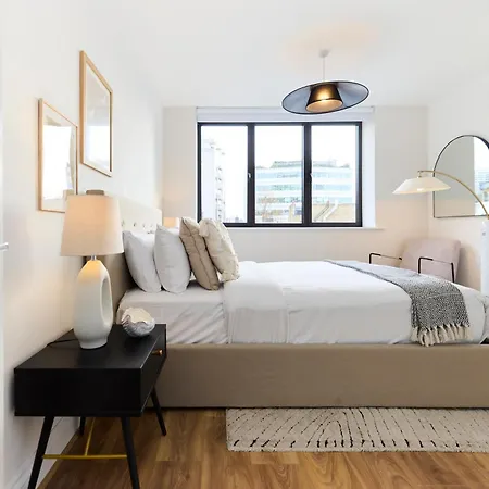 Apartment The Goodge Street Place - Bright 2bdr Flat London