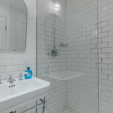 Elegant 2bd Flat Near Regent's Park