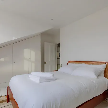 Elegant 2bd Flat Near Regent's Park *