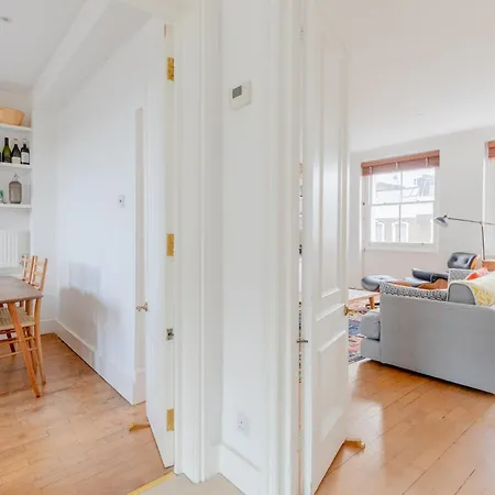 Elegant 2bd Flat Near Regent's Park London