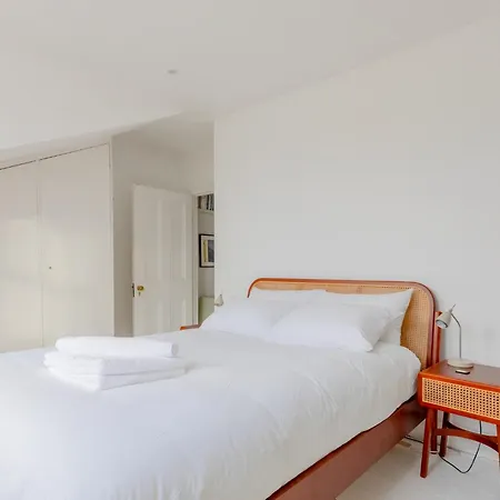 Elegant 2bd Flat Near Regent's Park Apartment London