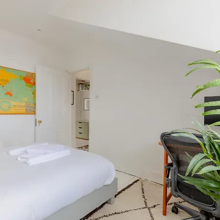 Elegant 2bd Flat Near Regent's Park