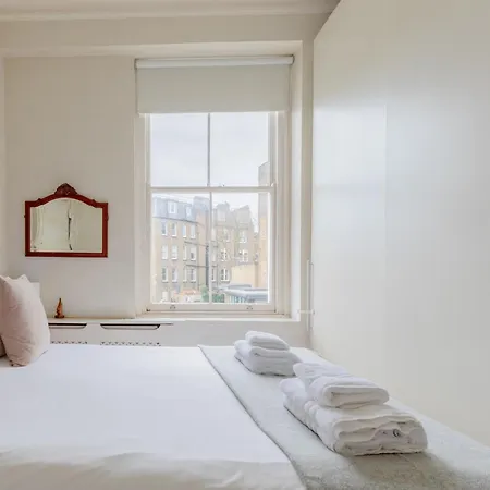 Apartment Incredibly Located 1bd Flat Earl's Court *