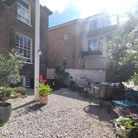 The Balham Flat Apartment London