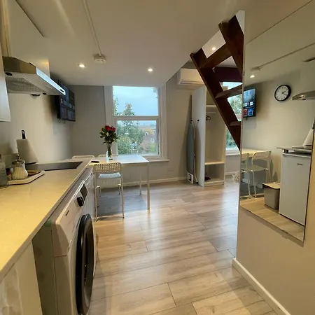 Aparthotel Westminster 5*