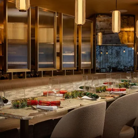 Mercure Earls Court 4*