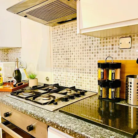 Apartment Modern Flat In Canary Wharf London