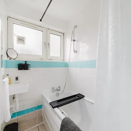 Apartment 3 Bed Contractors Broadway Market 6 People Parking
