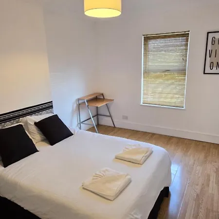 Jb Streatham/contractors/free Parking London
