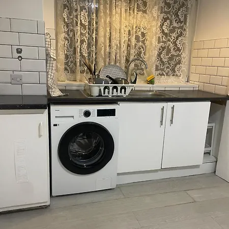 Apartment Cosy Ground Floor Flat Next To The Tube London